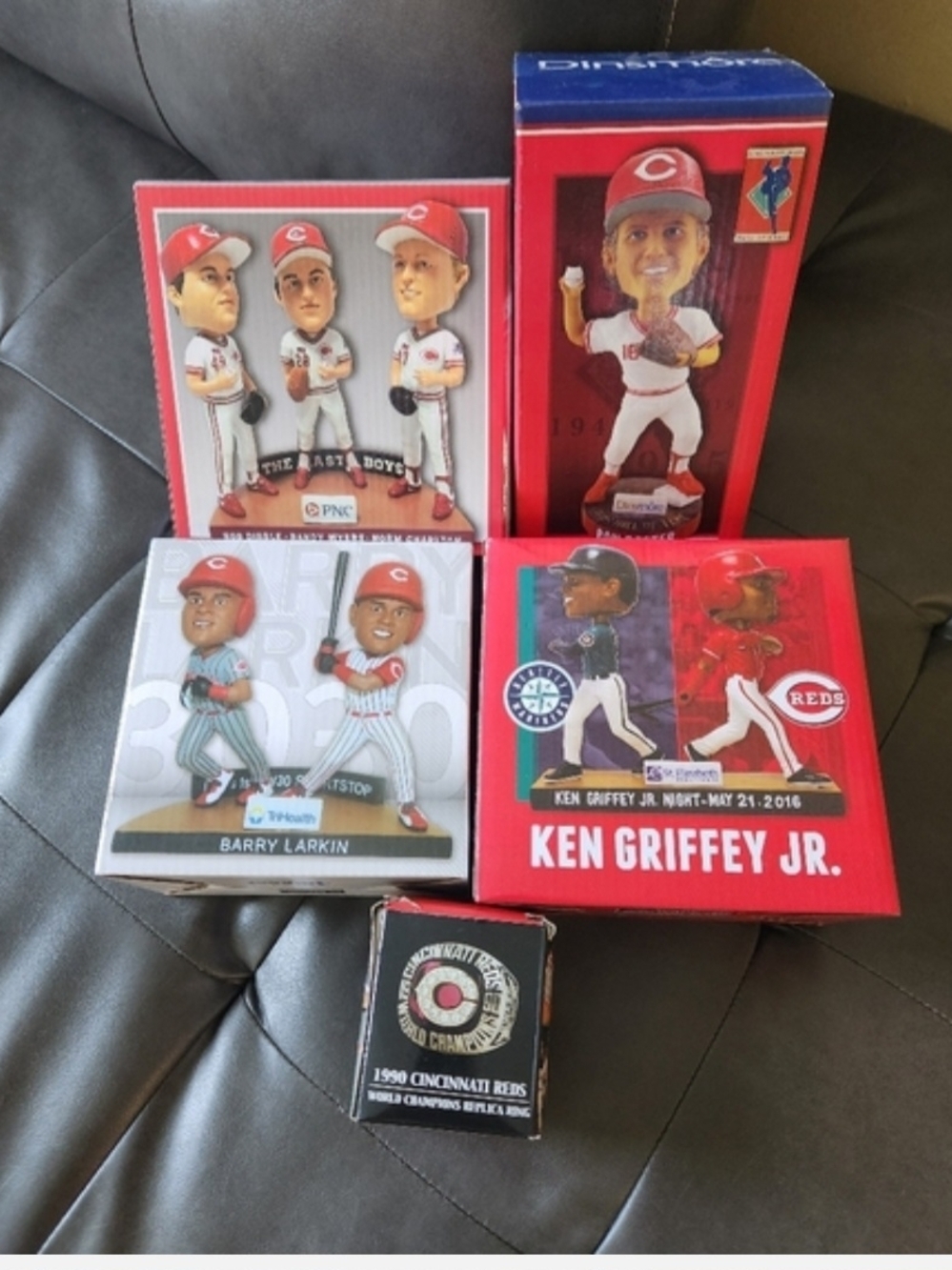 20 - MLB Cincinnati Reds Bobblehead Set in Red and White